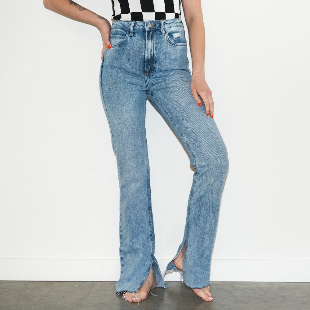 ZARA BEST SELLER: Zara Split Hem Wide Leg Jeans